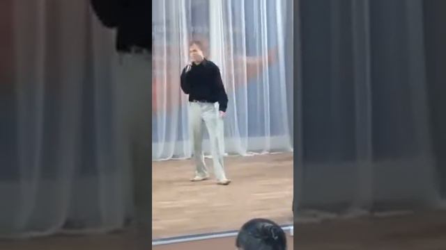 Андрей абзалов поет смотреть онлайн