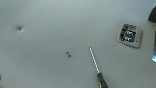 Потолочный монитор в авто. Установка потолочного монитора в Hyundai Santa Fe SM ч.1 смотреть онлайн