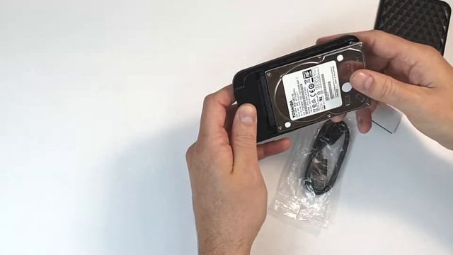 Флешка на 1Тб из жесткого диска! Лучший кейс для жесткого с Алиэкспресс. смотреть онлайн