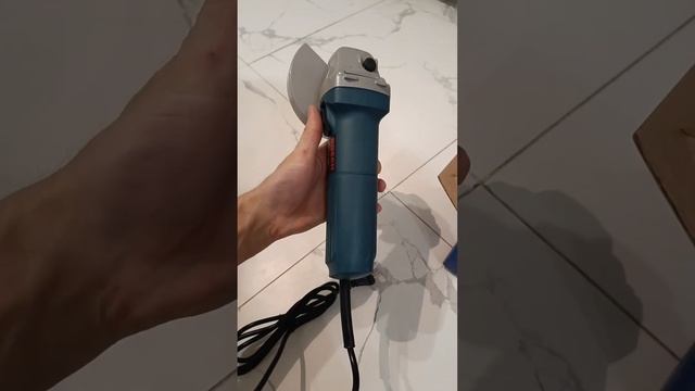 китайская болгарка Bosch распаковка обзор на 125- болгарку смотреть онлайн