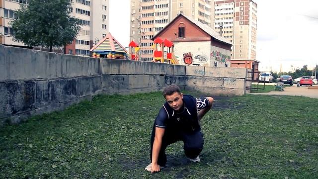 УРОКИ ПАРКУРА. Разминка. Прыжки. Падение. Кувырок. Паркур №2 смотреть онлайн