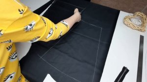 Сшить юбку из эко-кожи. Сшить юбку четырёхклинку. Юбка четырёхклинка. Юбка из эко-кожи.