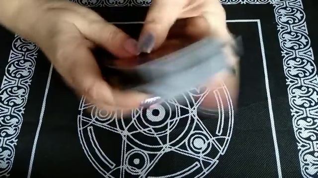 ТАРО ПРОГНОЗ:ЧТО ВОЛНУЕТ ЕГО СЕРДЦЕ И ДУШУ? ЧЕГО ЖДАТЬ НА ДАННЫЙ МОМЕНТ.ОНЛАЙН ТАРО ГАДАНИЕ смотреть онлайн