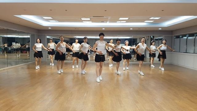 Careless Whispers Line Dance (Improver Level)