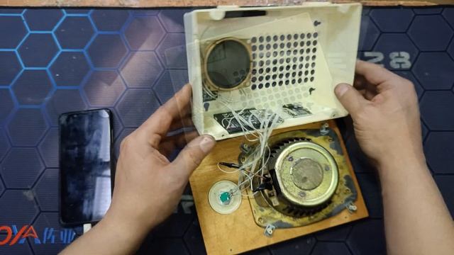 4K ПОРТАТИВНАЯ БЛЮТУЗ КОЛОНКА ИЗ СТАРОЙ СОВЕТСКОЙ РАДИОТОЧКИ РАДИО ТРАНСЛЯТОР ПРИЁМНИК ВЕЩАТЕЛЬ смотреть онлайн