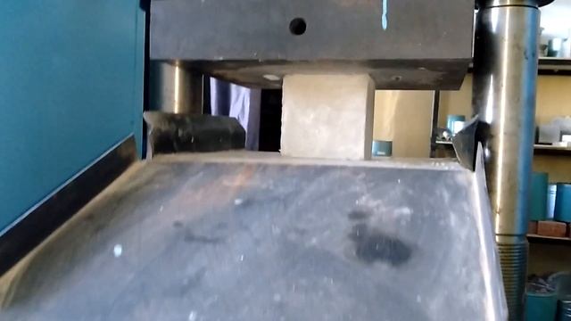 Сжатие бетона на прочность смотреть онлайн