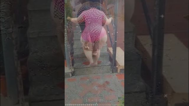 10 SSBBW, BBW, And PLUS-SIZE Women - 9