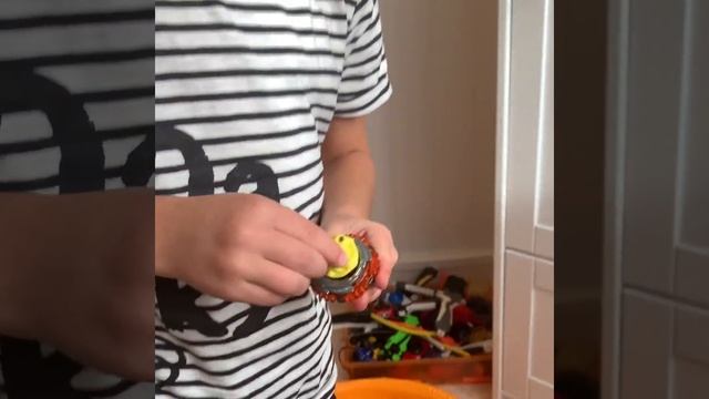 BEYBLADE волчки самая последняя коллекция ? смотреть онлайн
