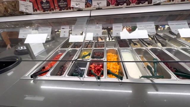 Whole foods market в городе Sebastopol #California #Sebastopol #Wholefoods #GetekC смотреть онлайн