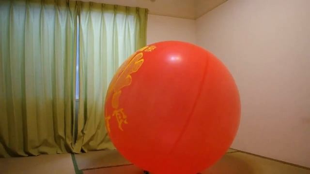 Giant balloon burst смотреть онлайн