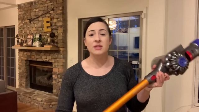 Dyson V8 Absolute Cordless Vacuum Review смотреть онлайн