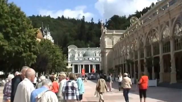 Колоннада в Марианских Лазнях смотреть онлайн