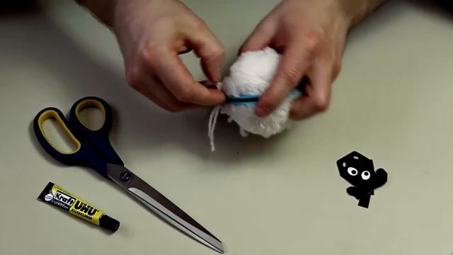 Овечка Холли Долли - Как сделать белую Овечку своими руками - поделки из ниток пряжи смотреть онлайн