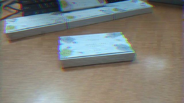 SERGE LUTENS LA FILLE DE BERLIN - "Девушка из Берлина" / обзор парфюма нишевого бренда смотреть онлайн