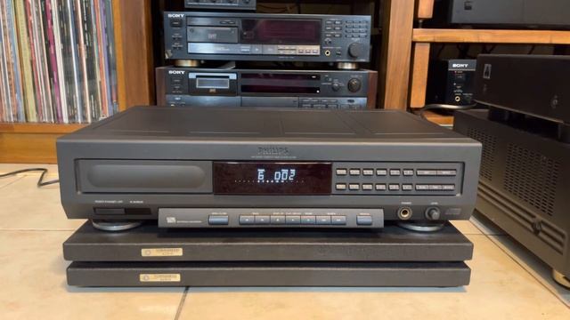 PHILIPS CD 920 ? 900 series compact disc player смотреть онлайн
