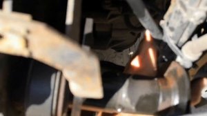 замена передних амортизаторов кабины