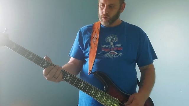 Take Me Out by Fran Ferdinand - Bass Cover смотреть онлайн