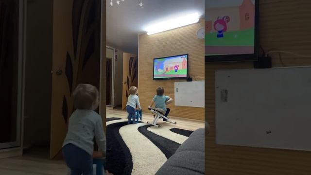 Когда у мамы есть 5 минут тишины ??❤️#дети#тишина #мультики смотреть онлайн