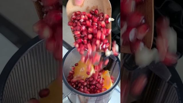 Pomegranate Juice Recipe, easy method #juicing #juicerecipe #recipes #howto смотреть онлайн