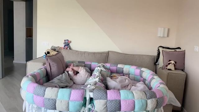 Как уложить двойню? смотреть онлайн