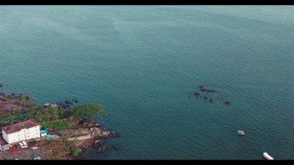 Heuse & Woolley - Don't Hold Me Down (Feat. TARYN) .mp4