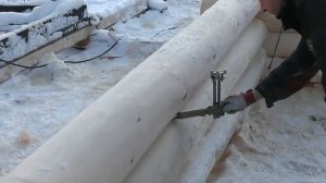 Работа плотницкой чертой.