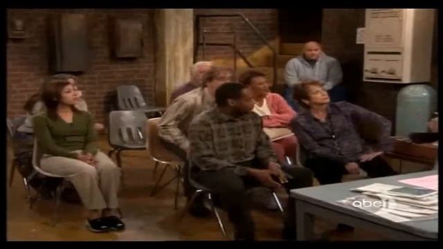 Less Than Perfect 02x03 - It Takes a Pillage смотреть онлайн