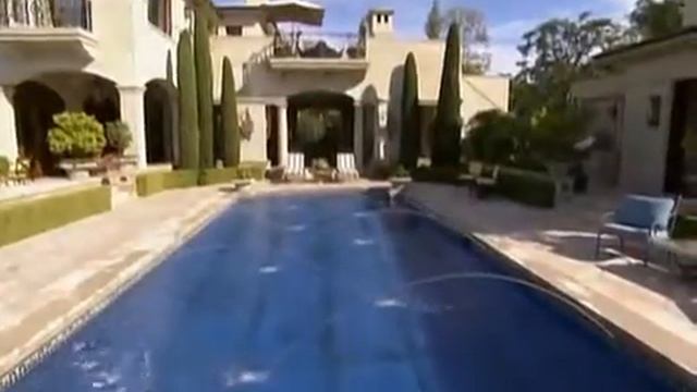 10 лучших дизайн интерьеров - Бассейн смотреть онлайн