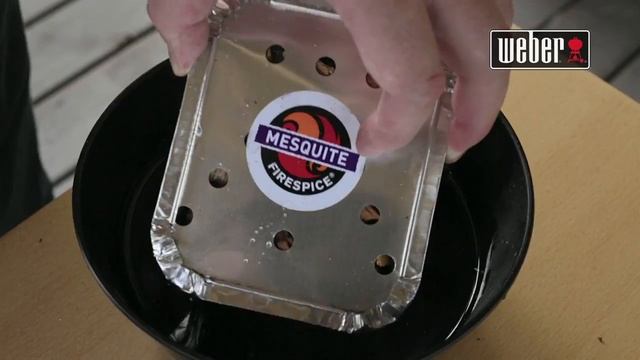 Форель в листе хрена на гриле Weber смотреть онлайн