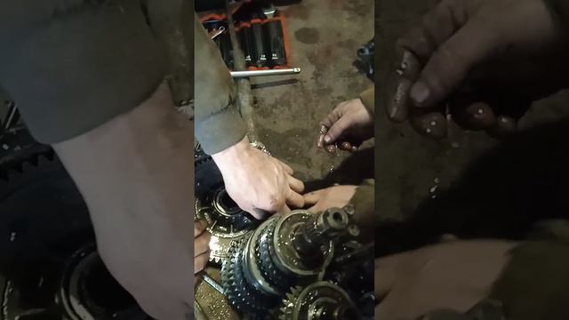 замена КПП ваз2108 оборвало вал сетеллитов смотреть онлайн