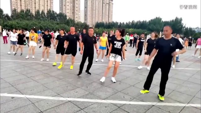 Красивая песня - Красивый танец. Целую весна смотреть онлайн