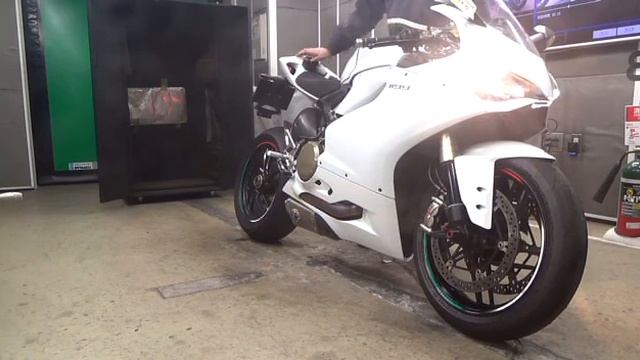 Ducati 1199 Panigale 2013 смотреть онлайн