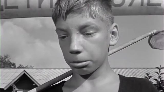 А че это вы здесь делаете? А? смотреть онлайн