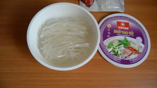 Вьетнамская пластиковая лапша Vifon смотреть онлайн