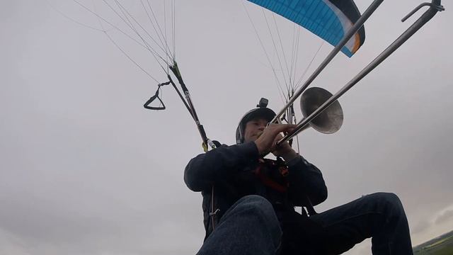 WAGNER RIDE OF THE VALKYRIES TROMBONE SOLO ON THE PARAGLIDER смотреть онлайн