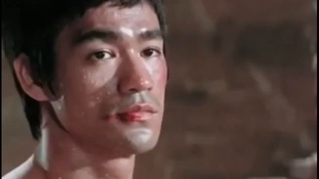 О Брюсе Ли - Легендарный Бой Чака Норриса и Брюса Ли смотреть онлайн