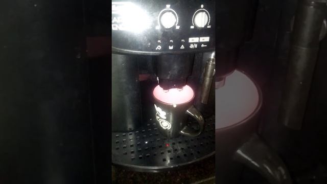 Máquina Expresso Delonghi смотреть онлайн