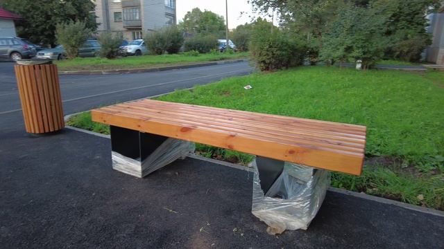 Благоустройство во дворах 10 и 11 по ул. Федюнинского смотреть онлайн