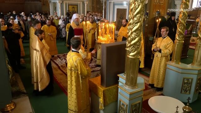 ОСВЯЩЕНИЕ СПИСКА С ЧУДОТВОРНОЙ ФЕОДОРОВСКОЙ ИКОНЫ БОЖИЕЙ МАТЕРИ смотреть онлайн