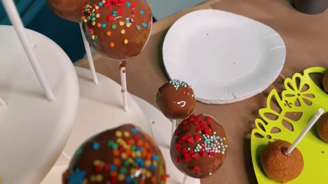 Мастер-класс Кейк попсы от AlexGrim Studio смотреть онлайн