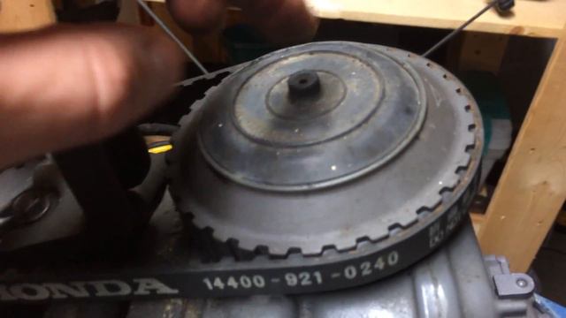 Fixing a Honda Outboard Kicker with No Spark - 7.5hp Motor смотреть онлайн