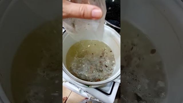 Суп Министроне с итальянскими травами