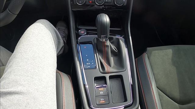 Seat Leon III FR 1.5 TSI 150ch SportLine DSG7 смотреть онлайн