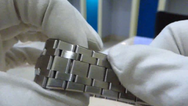 Maurice Lacroix Aikon Automatic AI6008-SS002-130-1 смотреть онлайн