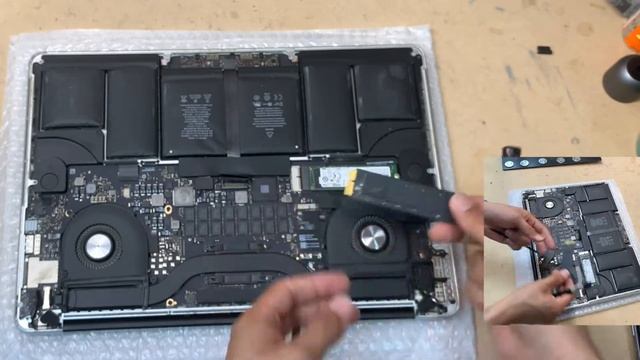 MacBook Pro 15” Retina A1398: How to Upgrade SSD or Replace Faulty One смотреть онлайн