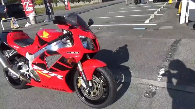 28229 VTR1000 SP1 Stock Exhaust Sound / Walk Around