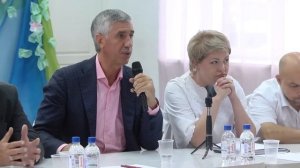 АНАТОЛИЙ БЫКОВ ВСТРЕТИЛСЯ С ЖИТЕЛЯМИ ГОРОДА НАЗАРОВО.
