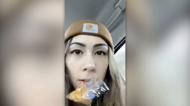 MOMENTS WHEN THINGS WENT WRONG смотреть онлайн