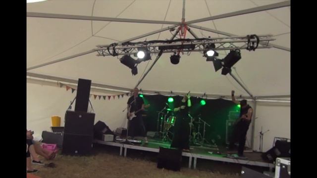 Vergiss Mein Nicht "Live-Premiere" beim Krater bebt Festival 2019 смотреть онлайн