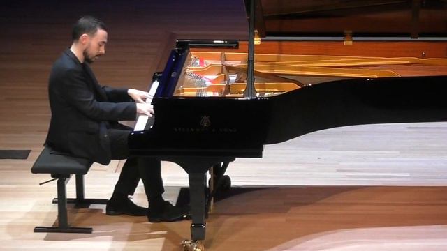 Terig Tucci: Edelma (Pasillo) смотреть онлайн